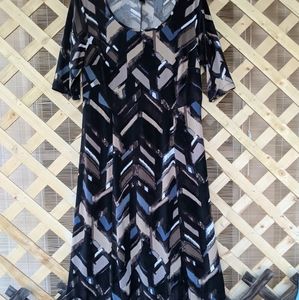Allover Print Short Sleeve Dress AGStudio Large